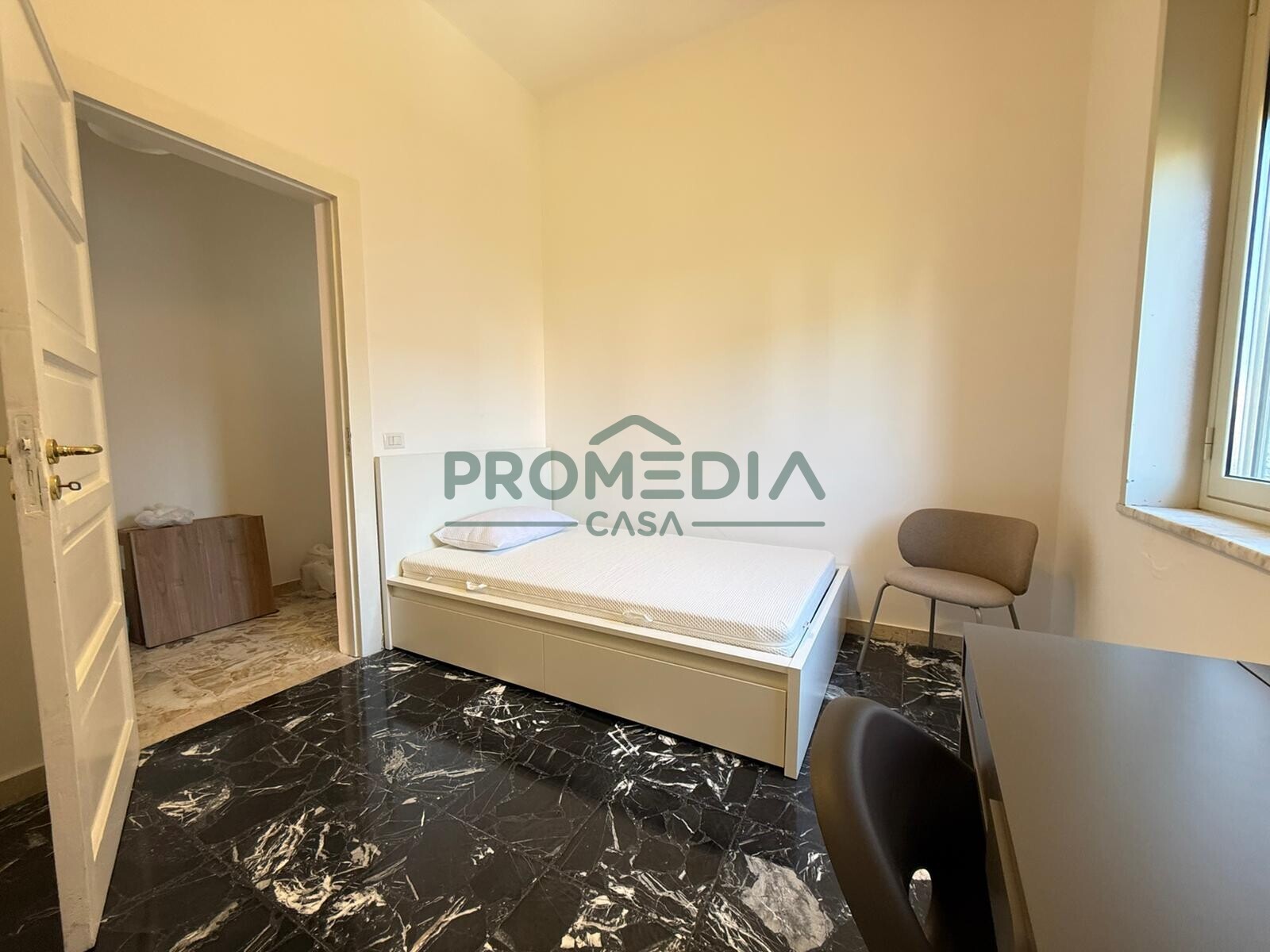 9bbab0a3-a3c1-47dd-8599-09e1ab877d77-2