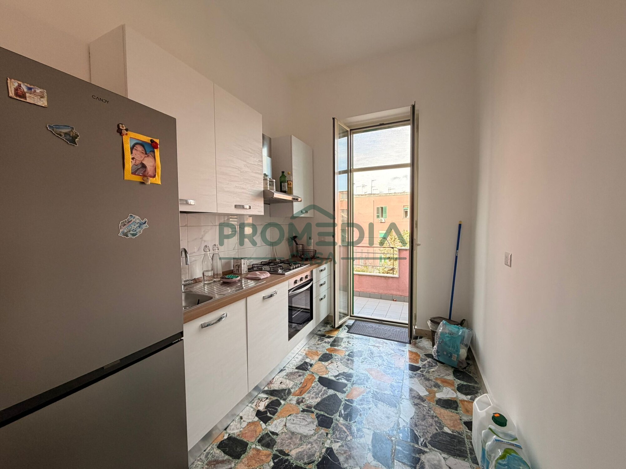 f7e3c330-25b9-4190-80ba-cef6a3c1c93f-2