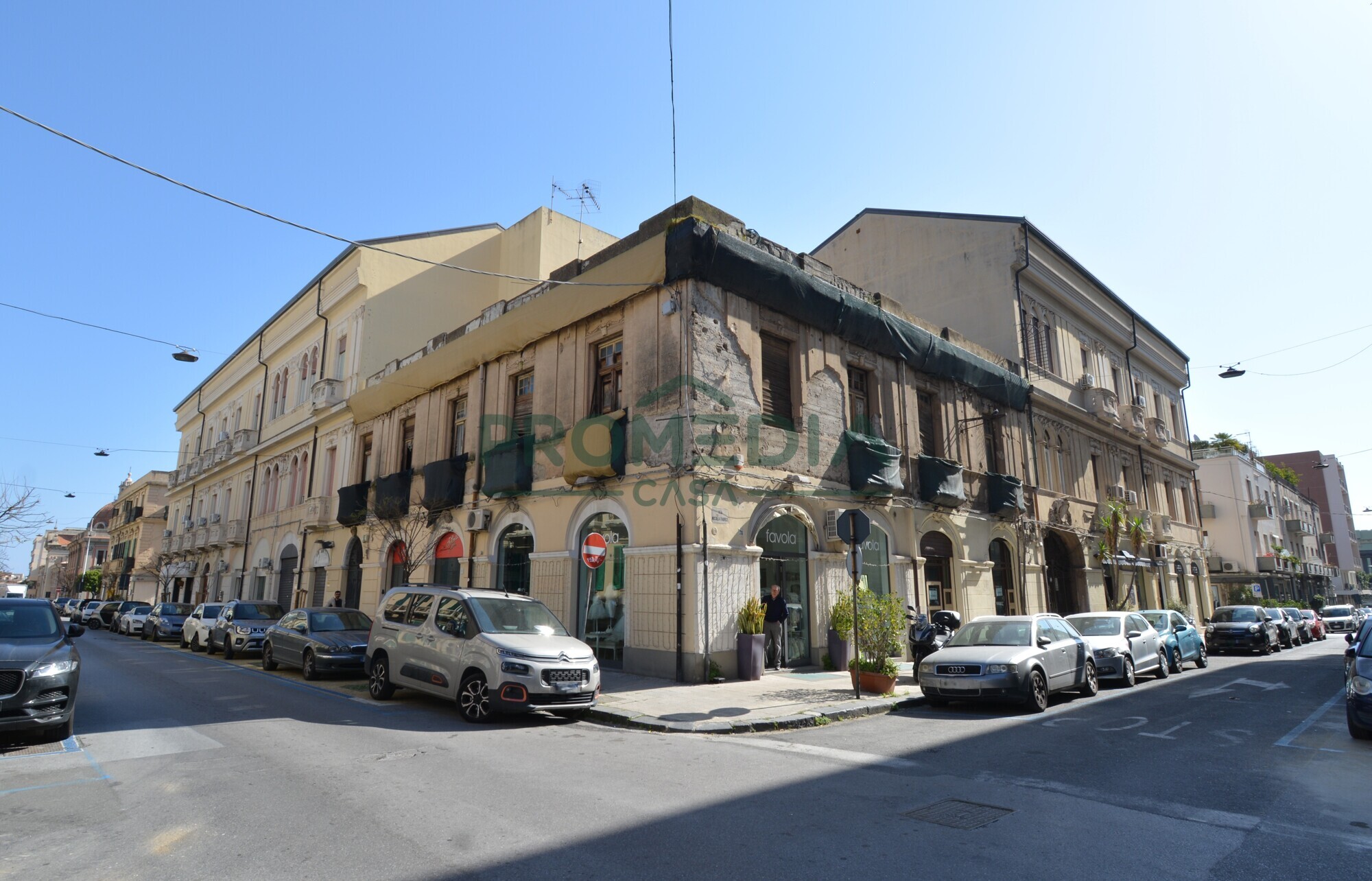 0e43b702-5502-4384-822e-58a7adfc3ba2