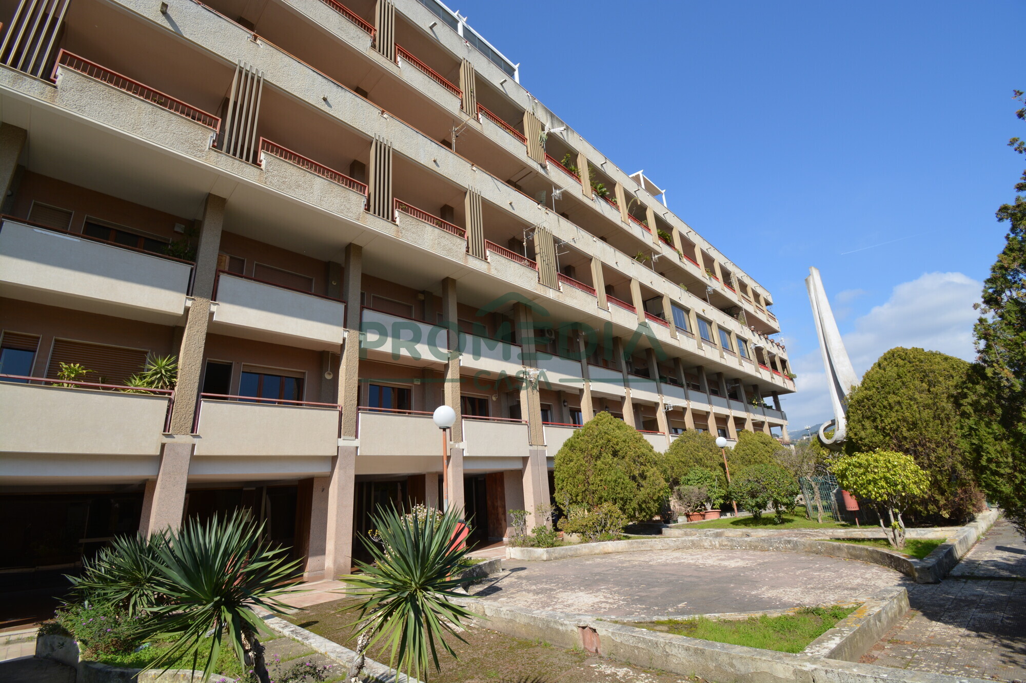 4afca473-b8e5-428a-aae3-6ef273fe5826