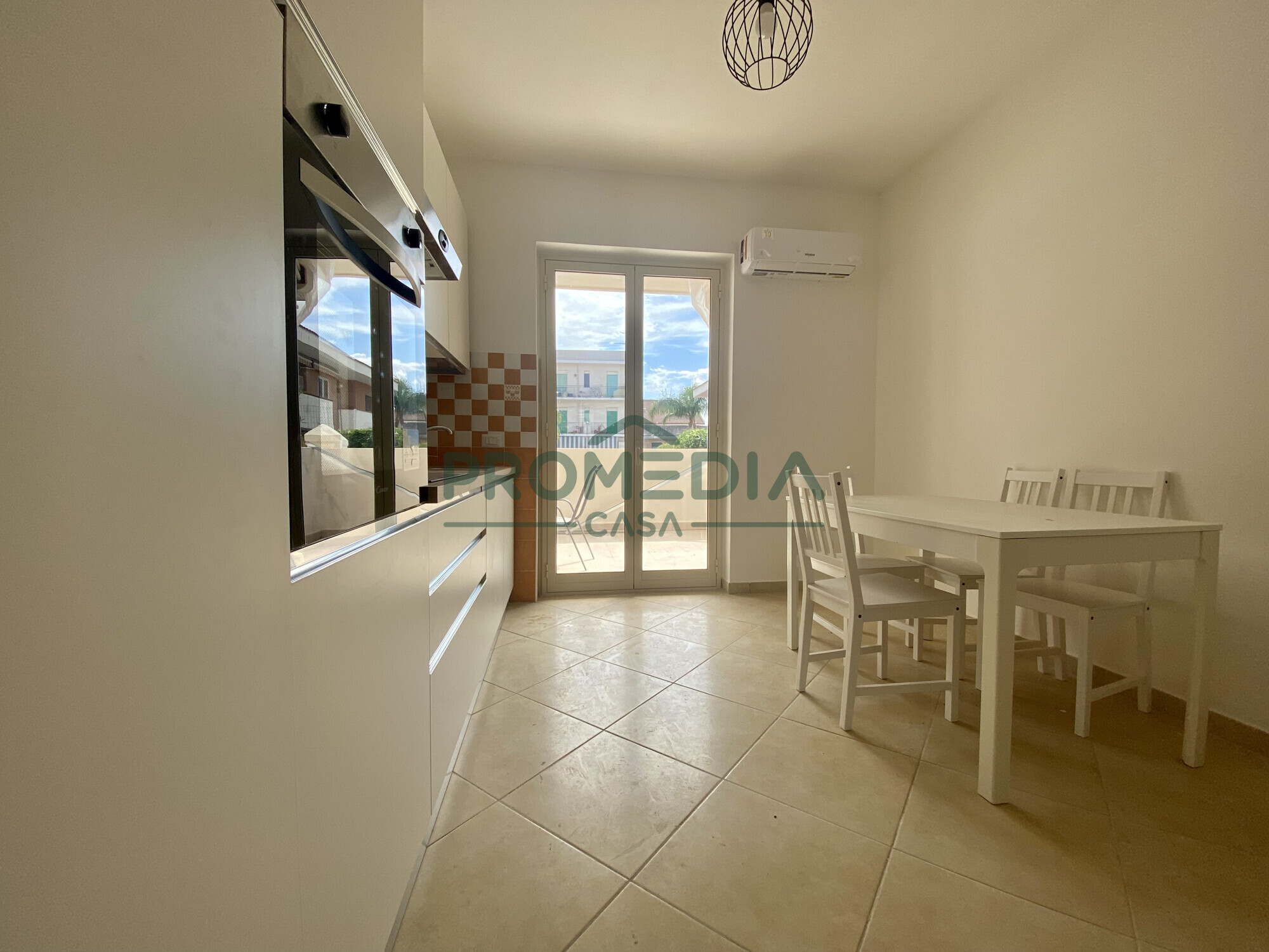 5c22ec29-81a4-4a29-8b3f-2f98559a2ecf