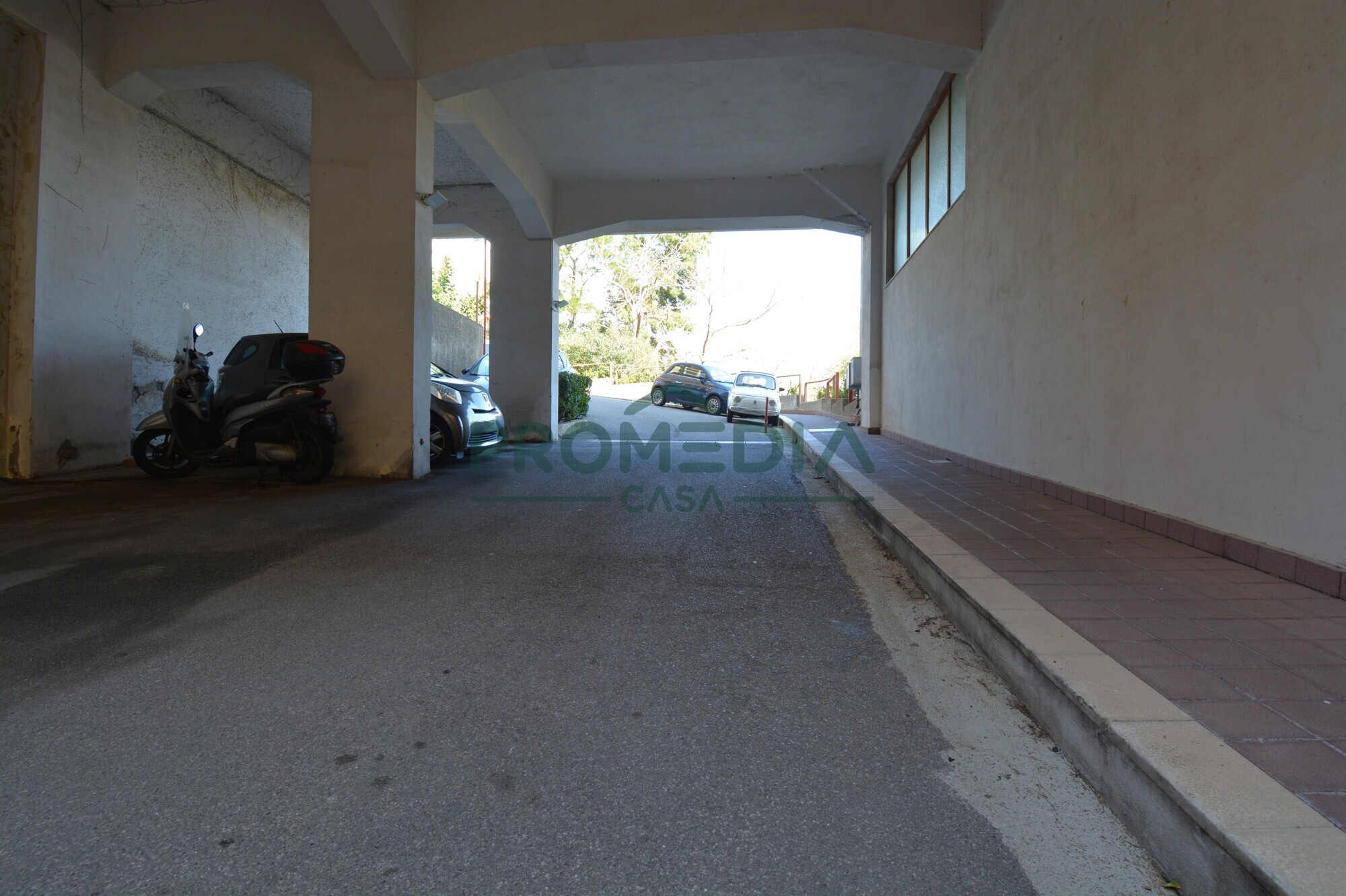 6b3b301a-abe5-492f-97f8-e8df8d892252-2