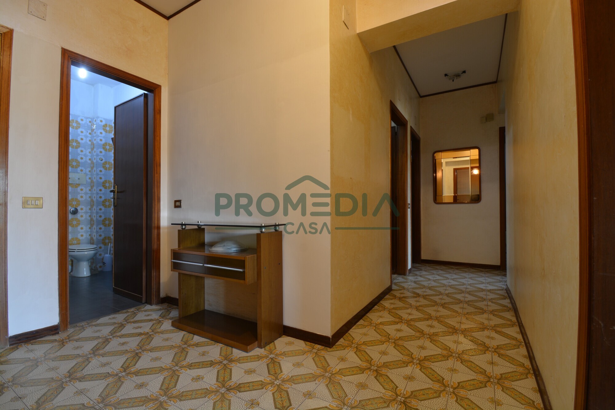 7116d825-ad66-4227-ac1b-4825212bf5e4-2