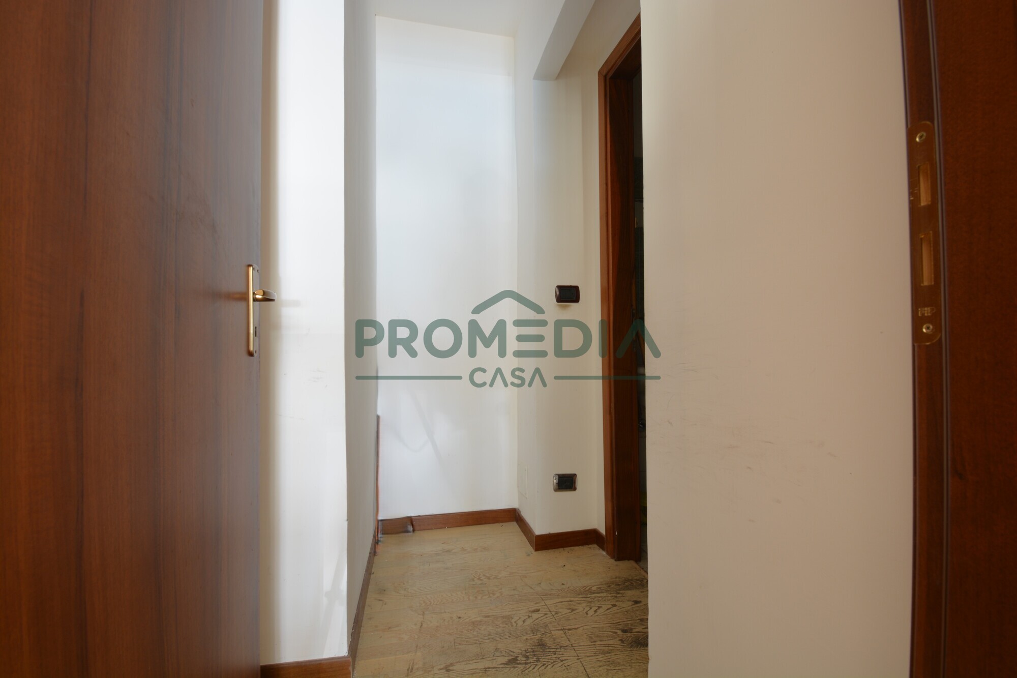 b322f277-95db-4a95-aecd-1a013c596b44-2