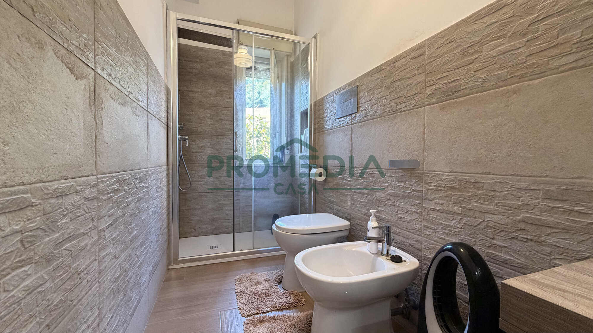 dce30778-68fb-4a13-ad51-35fd61ad72cf